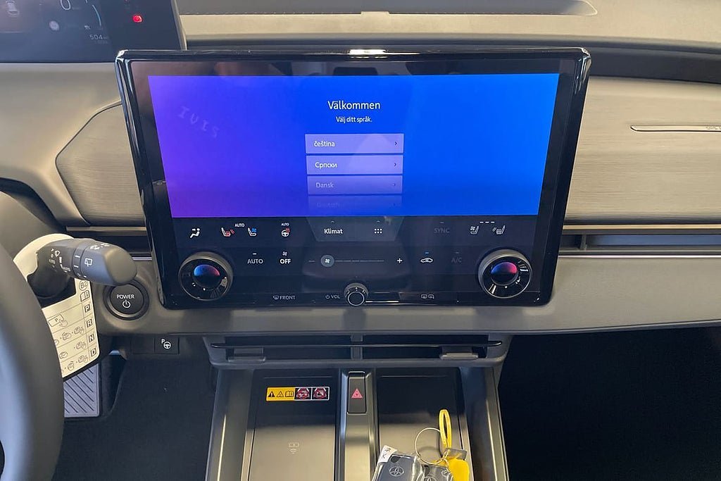 Vehicle Image 15