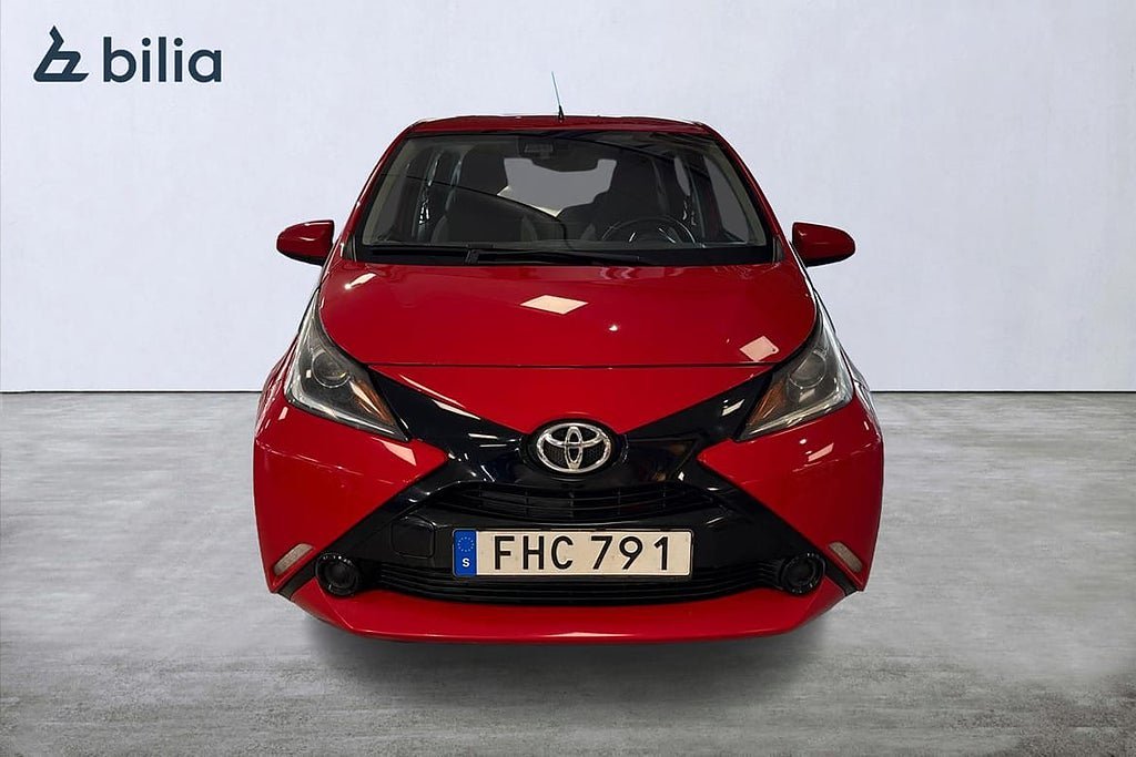 Vehicle Image 7