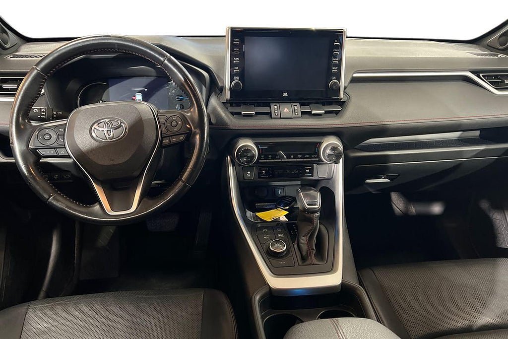Vehicle Image 11