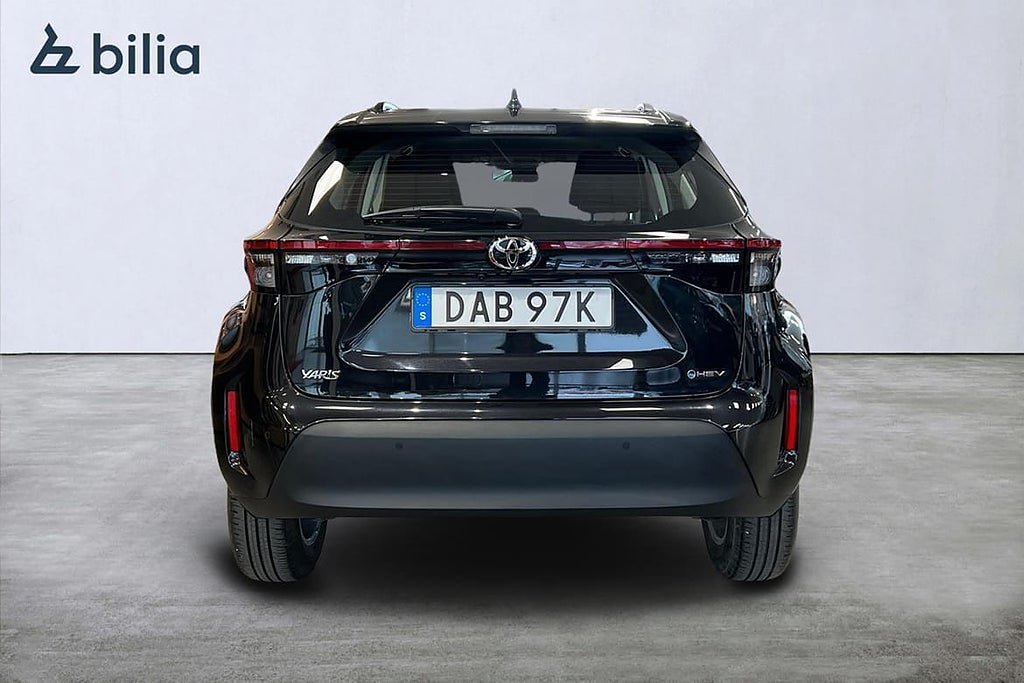 Vehicle Image 6