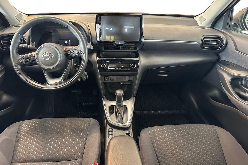 Vehicle Image 11