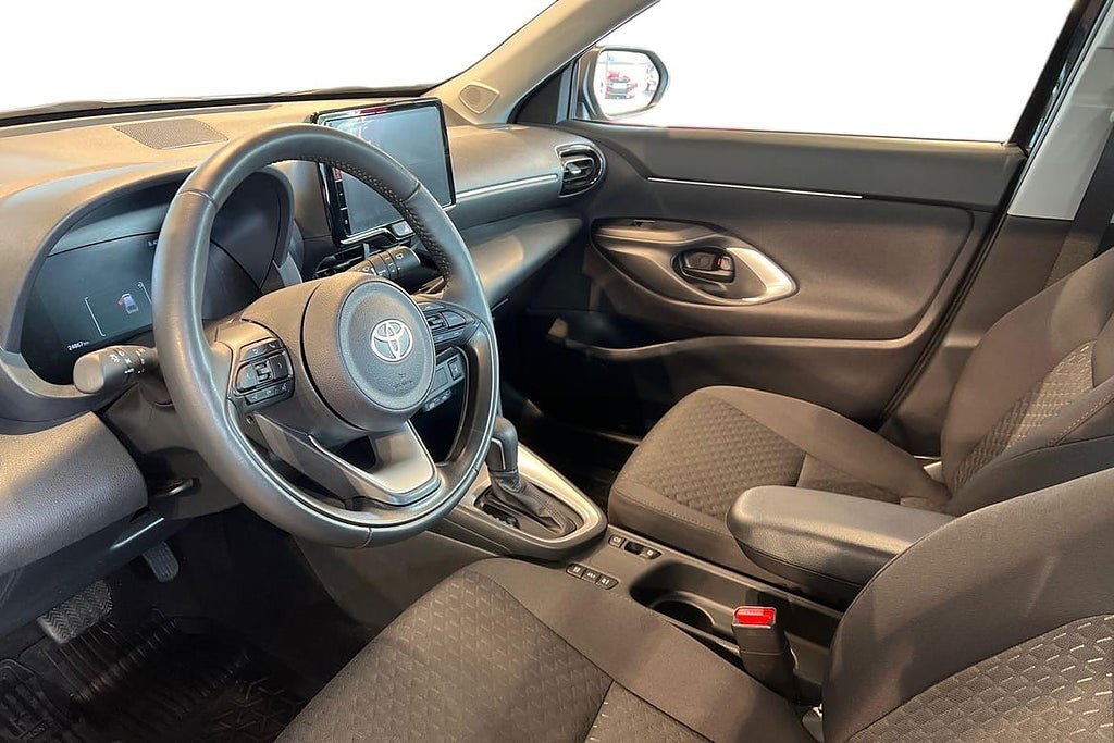 Vehicle Image 15