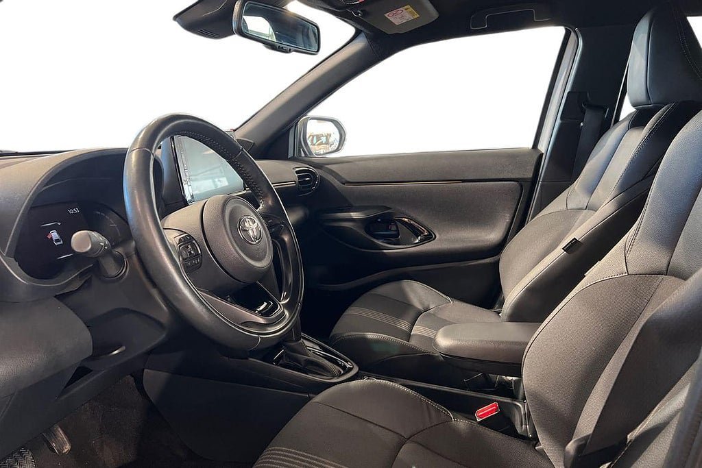 Vehicle Image 15