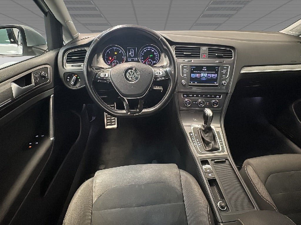 Vehicle Image 7