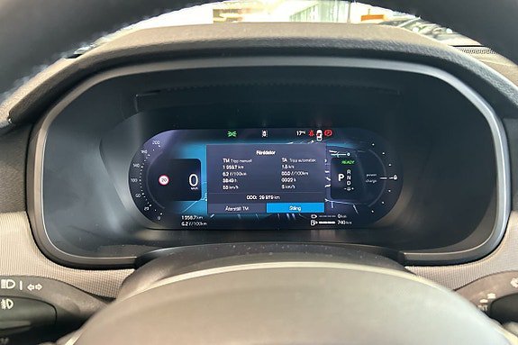 Vehicle Image 38