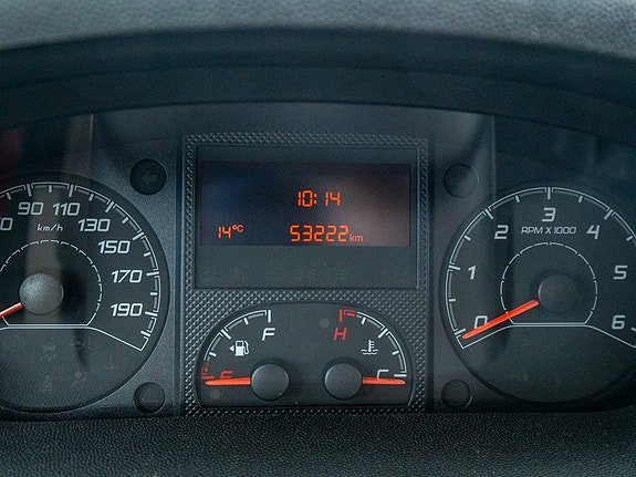 Vehicle Image 14