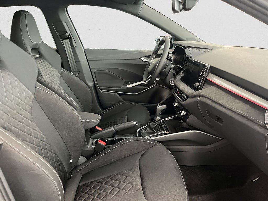 Vehicle Image 13