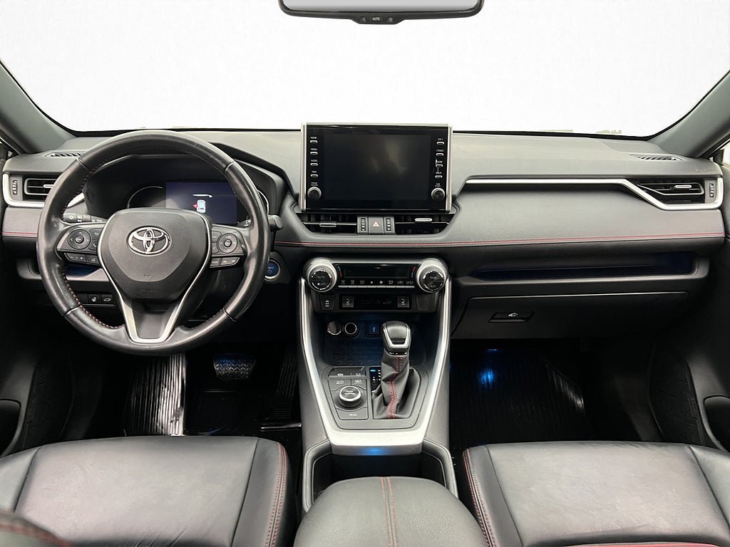 Vehicle Image 13