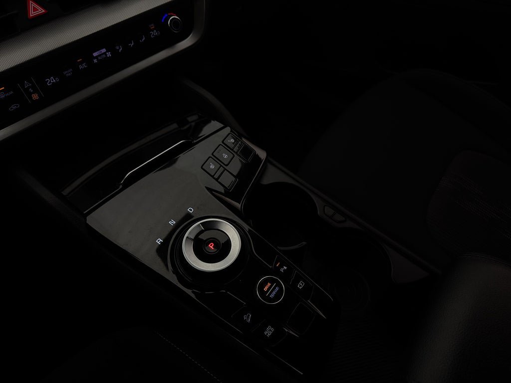 Vehicle Image 23