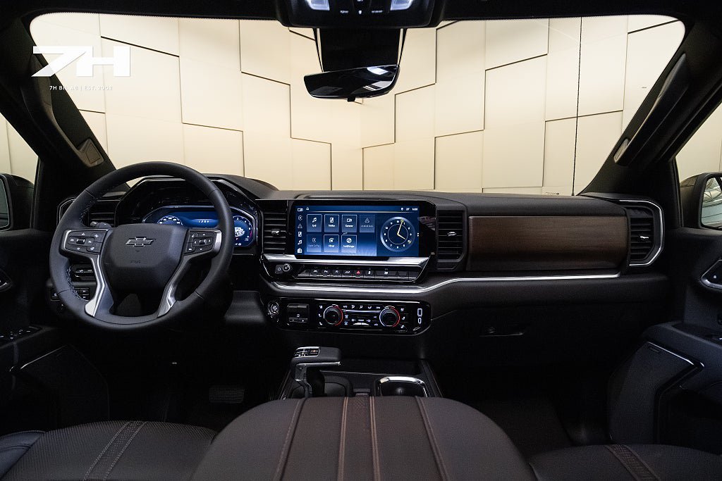 Vehicle Image 15