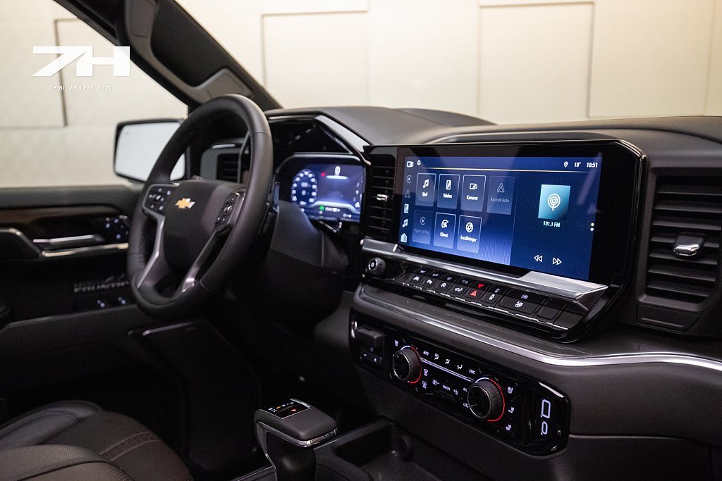 Vehicle Image 16