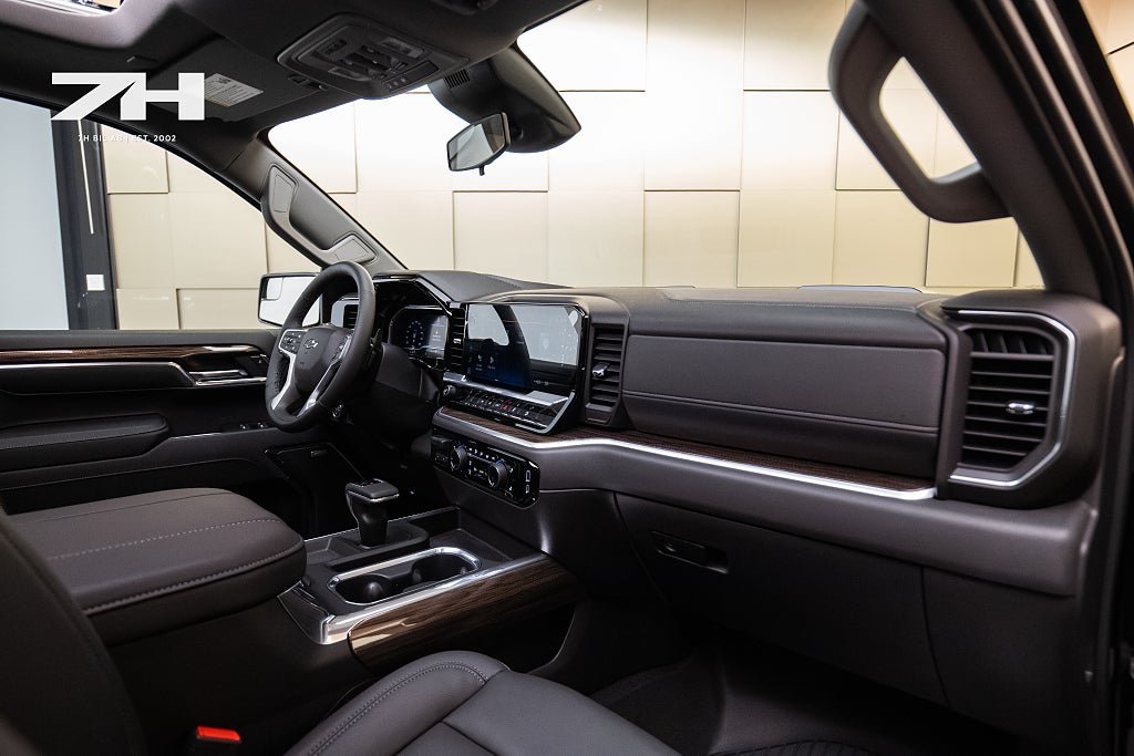 Vehicle Image 19