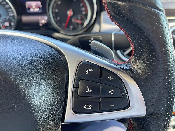 Vehicle Image 28
