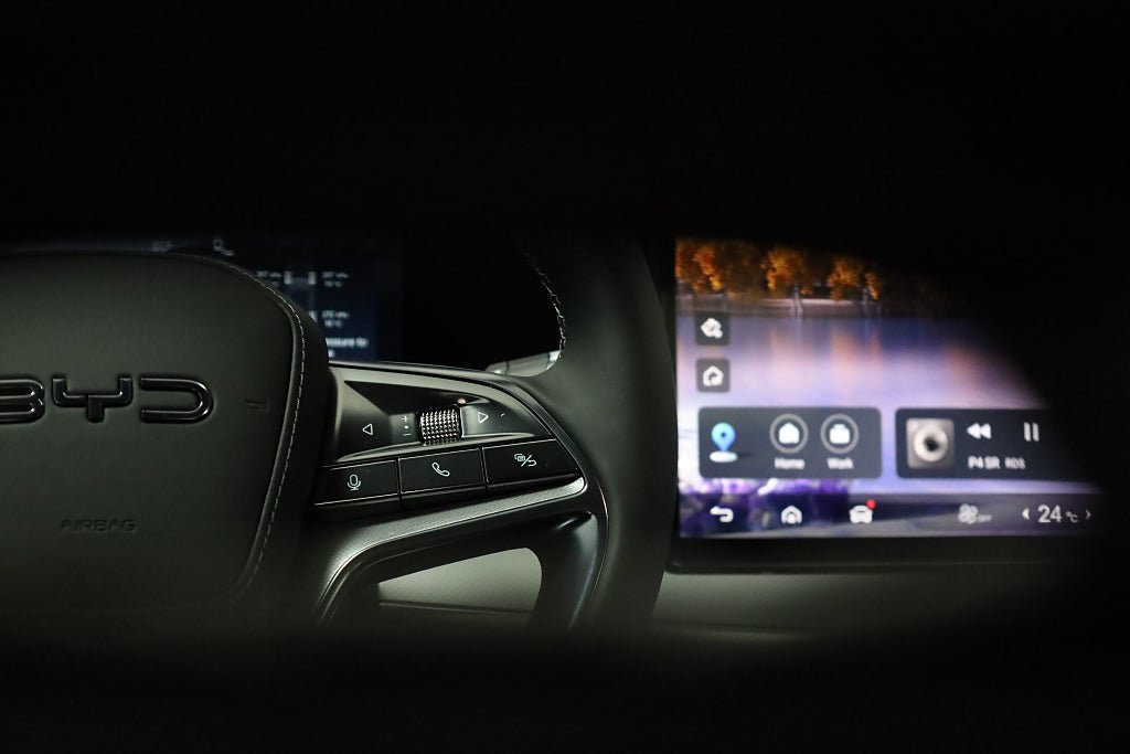 Vehicle Image 18