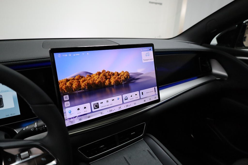 Vehicle Image 19