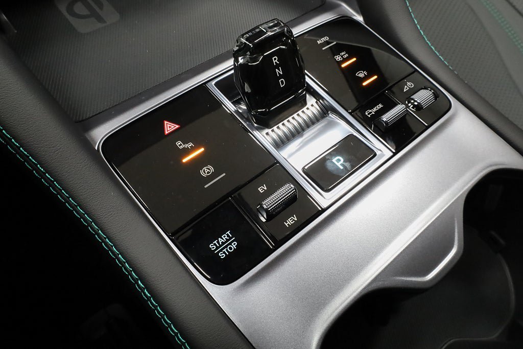Vehicle Image 26