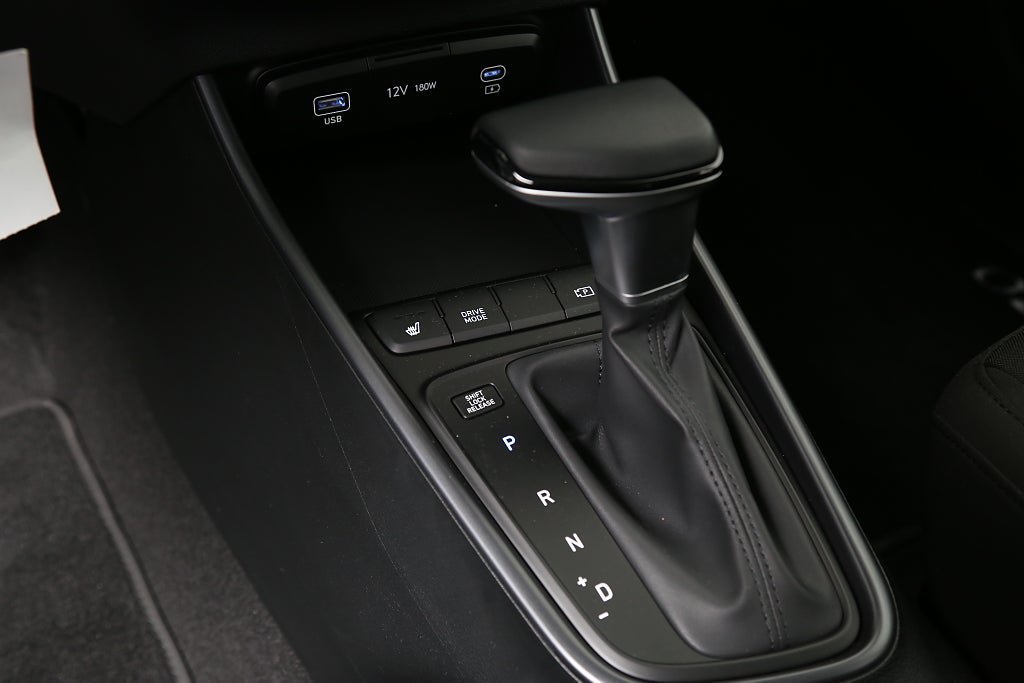 Vehicle Image 18