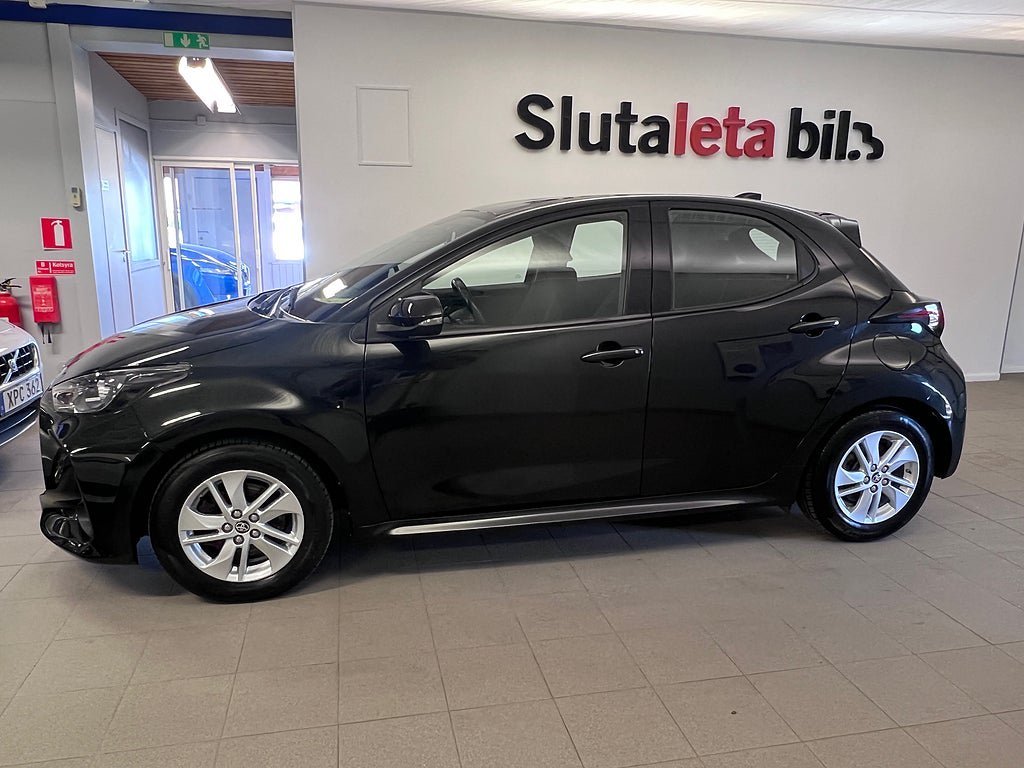 Vehicle Image 12