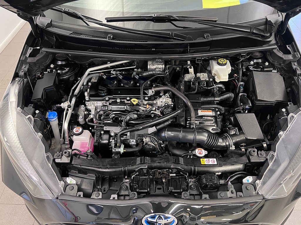 Vehicle Image 21