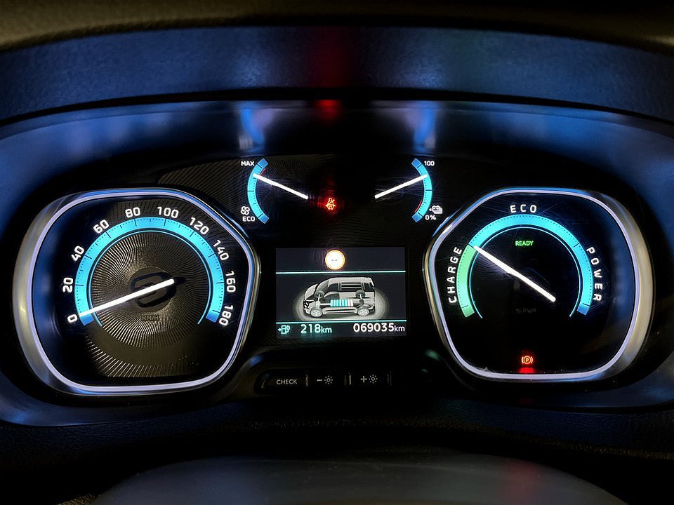 Vehicle Image 10