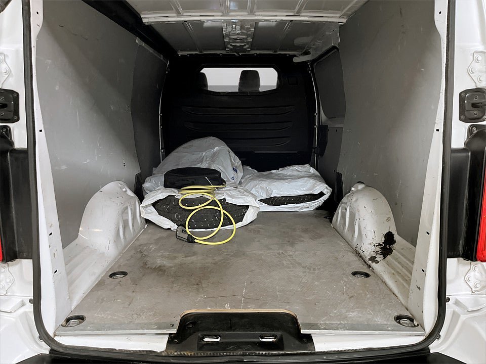 Vehicle Image 18