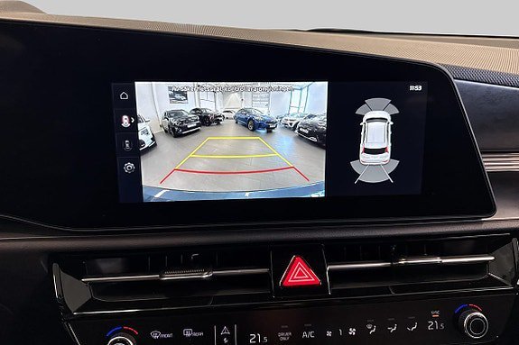 Vehicle Image 13