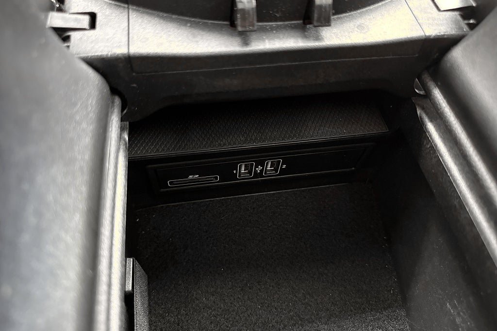 Vehicle Image 29