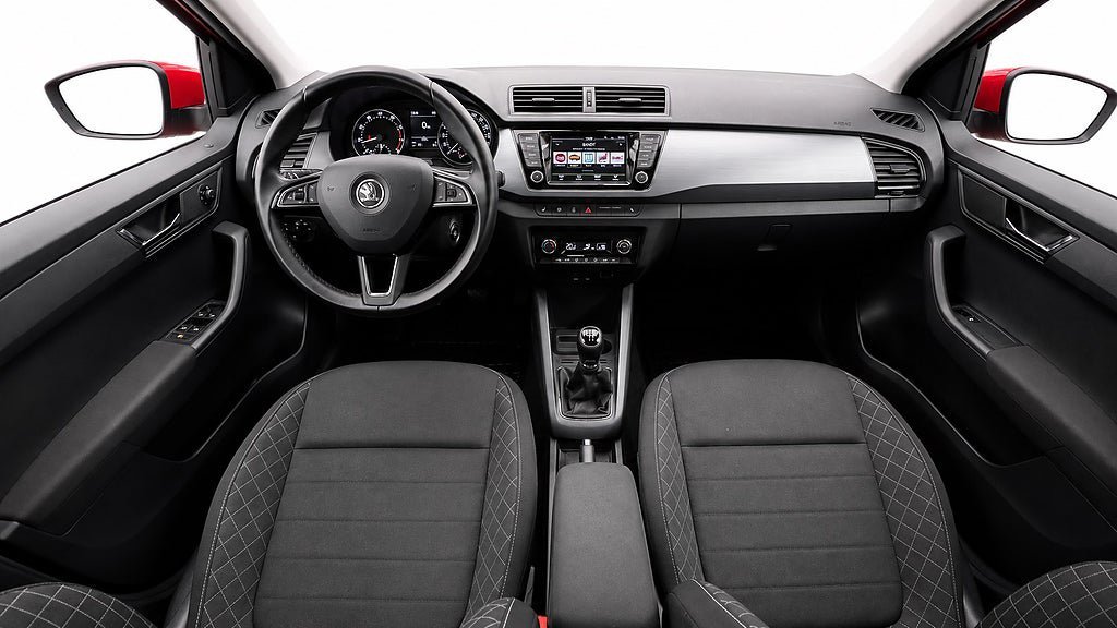 Vehicle Image 7