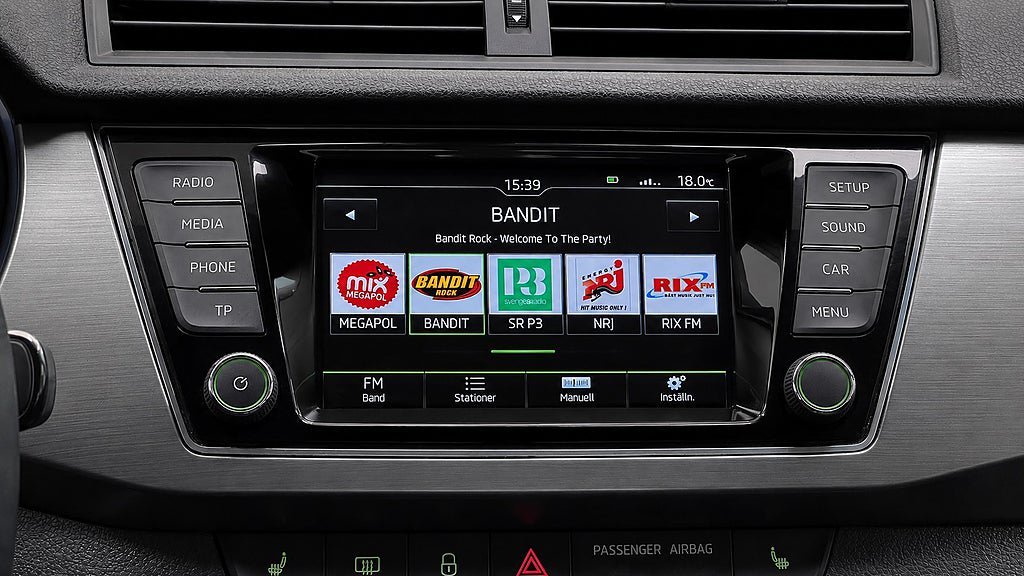 Vehicle Image 18