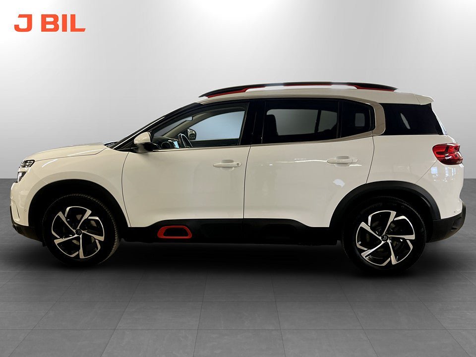 Vehicle Image 17