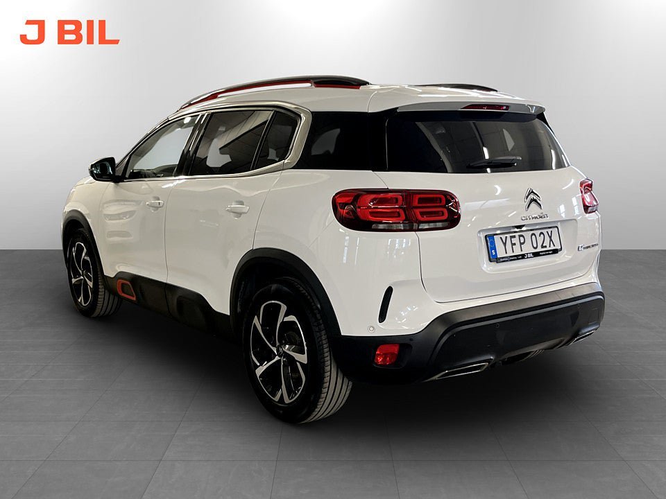 Vehicle Image 18