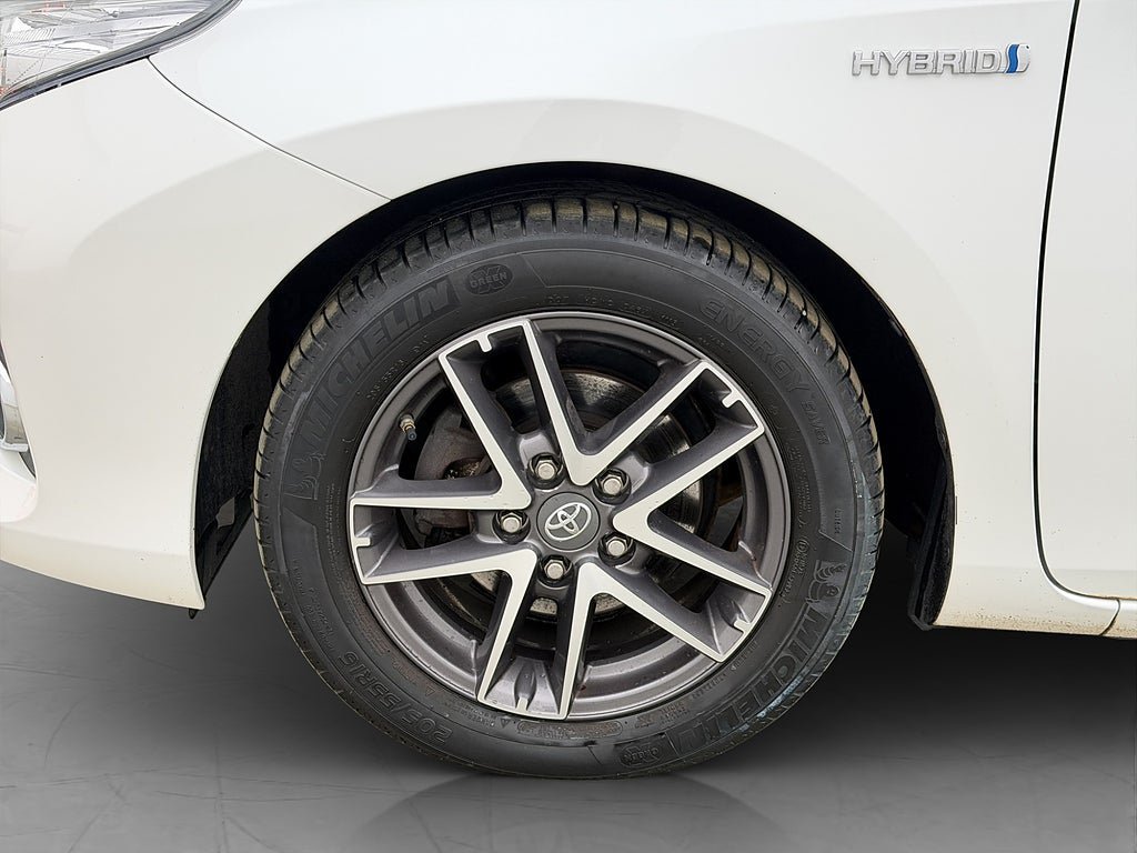 Vehicle Image 10