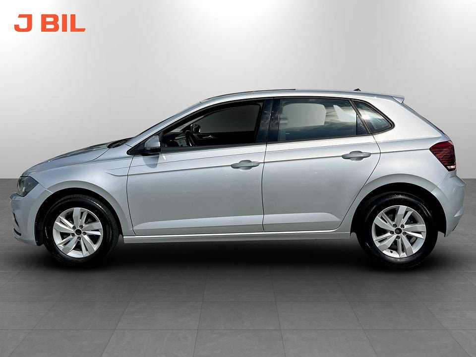 Vehicle Image 15