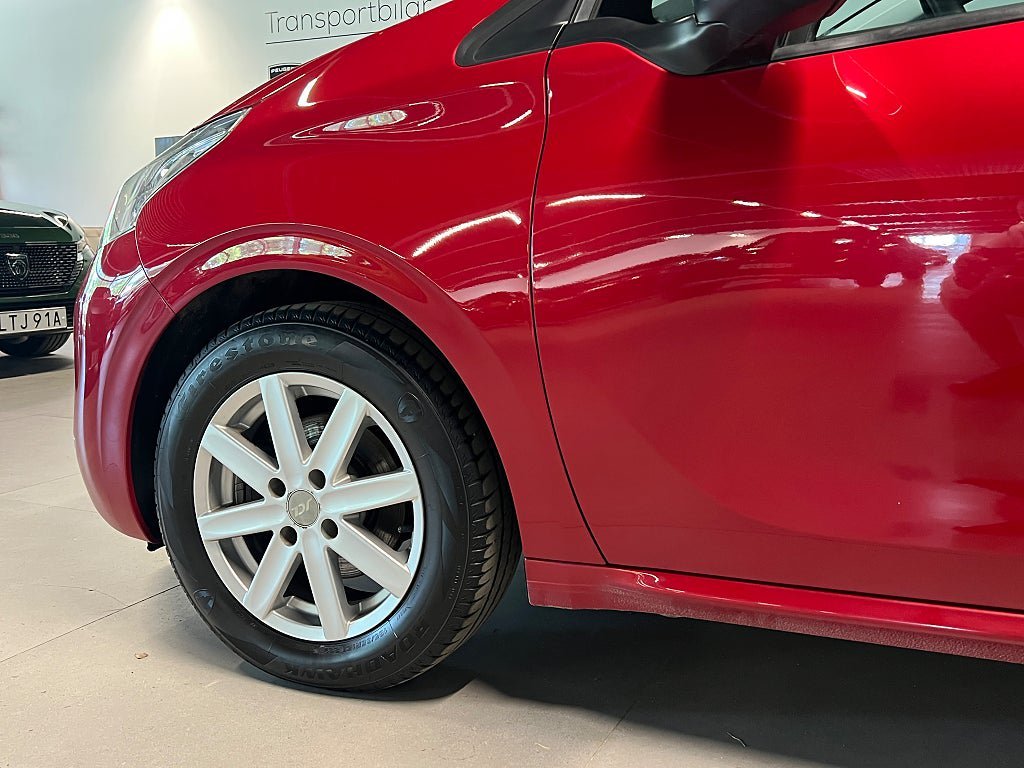 Vehicle Image 20