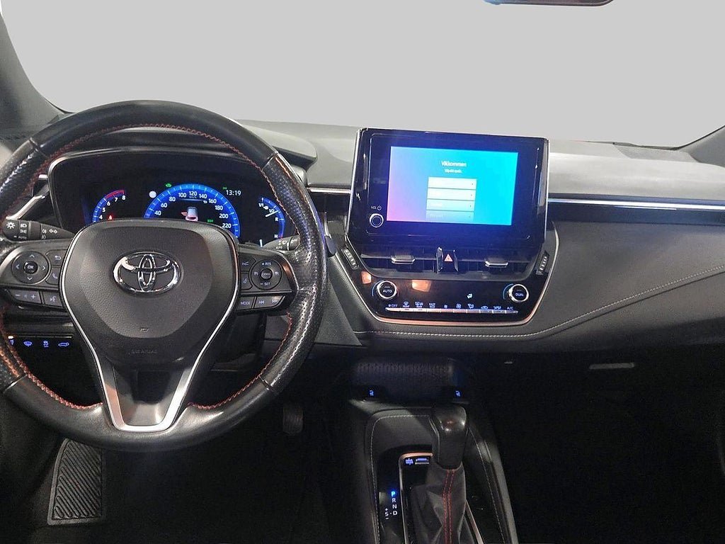 Vehicle Image 11