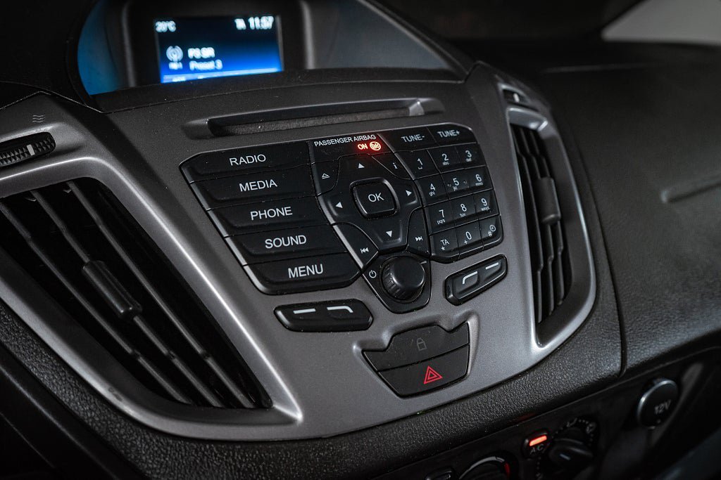 Vehicle Image 19
