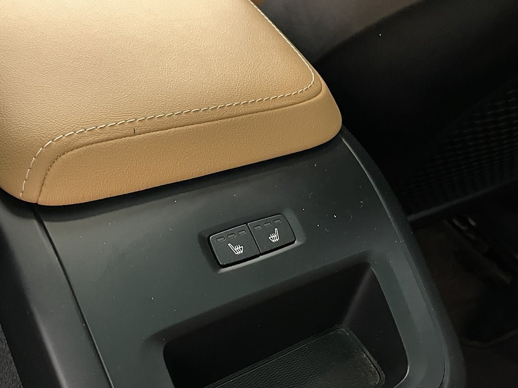 Vehicle Image 27