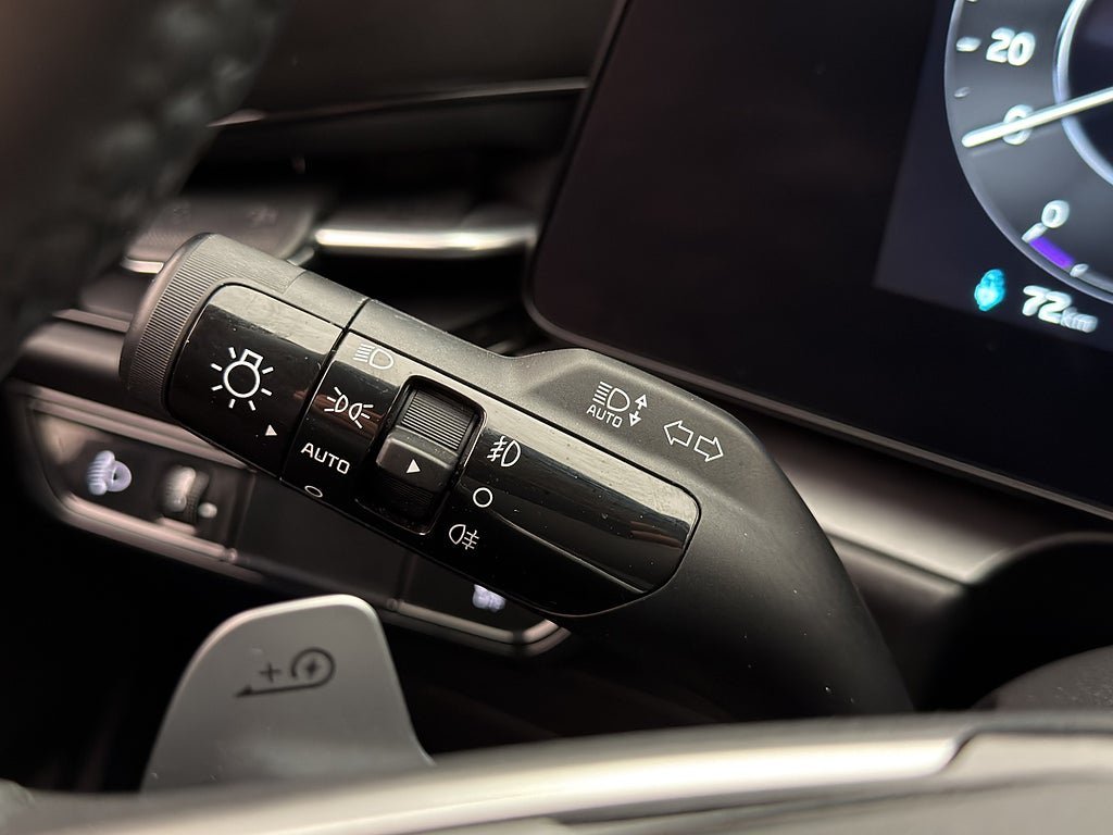 Vehicle Image 27