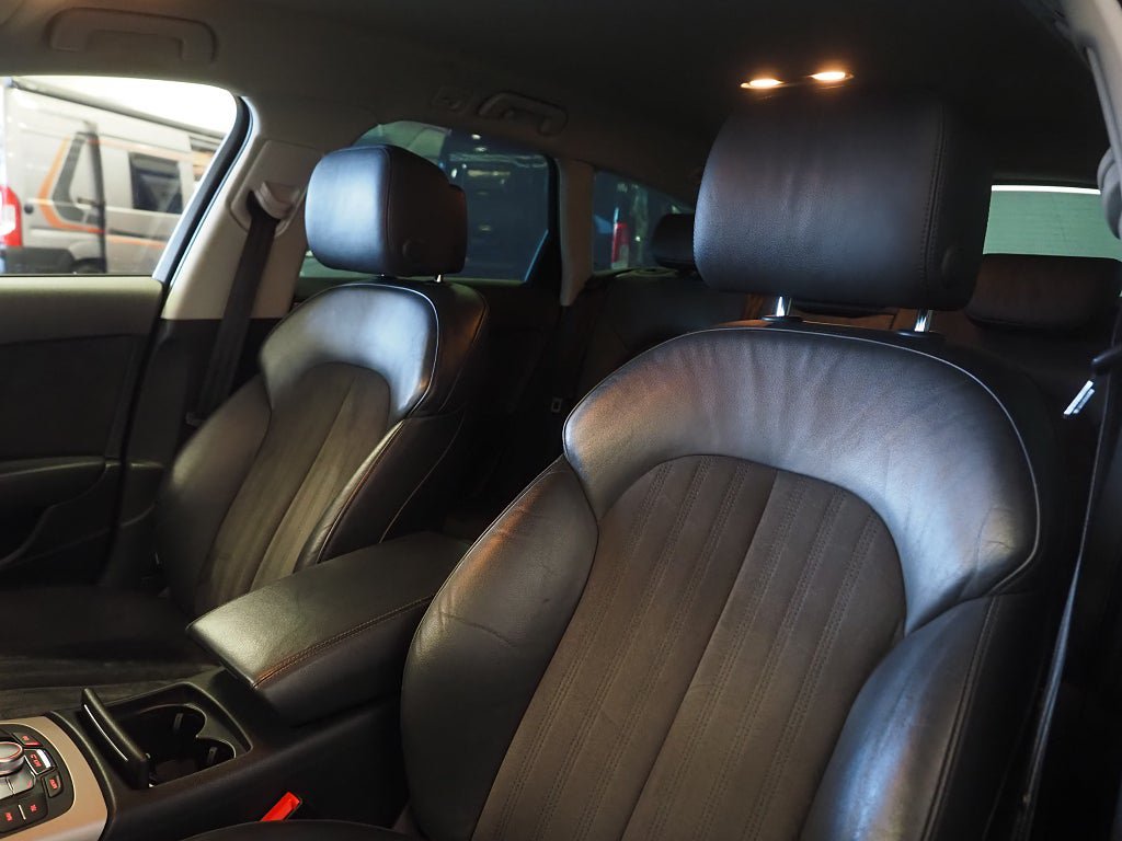 Vehicle Image 15