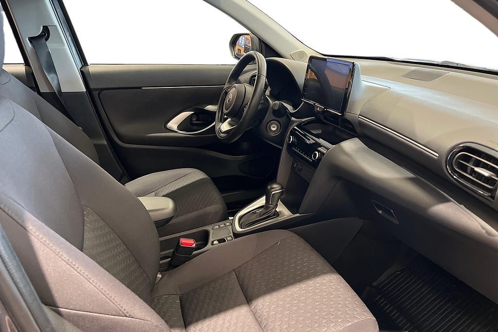 Vehicle Image 7