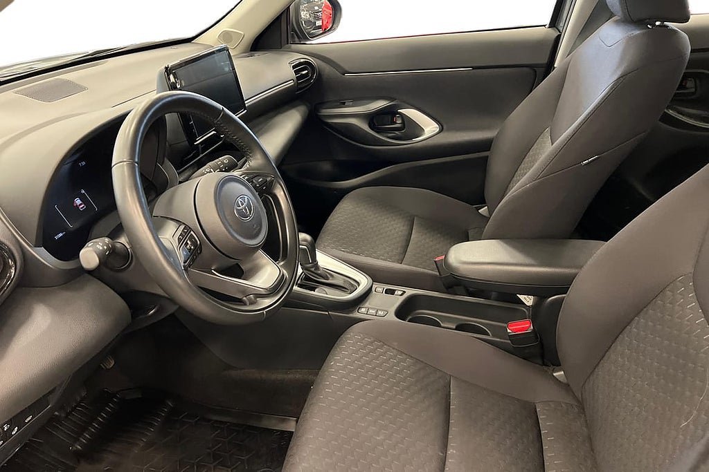 Vehicle Image 14