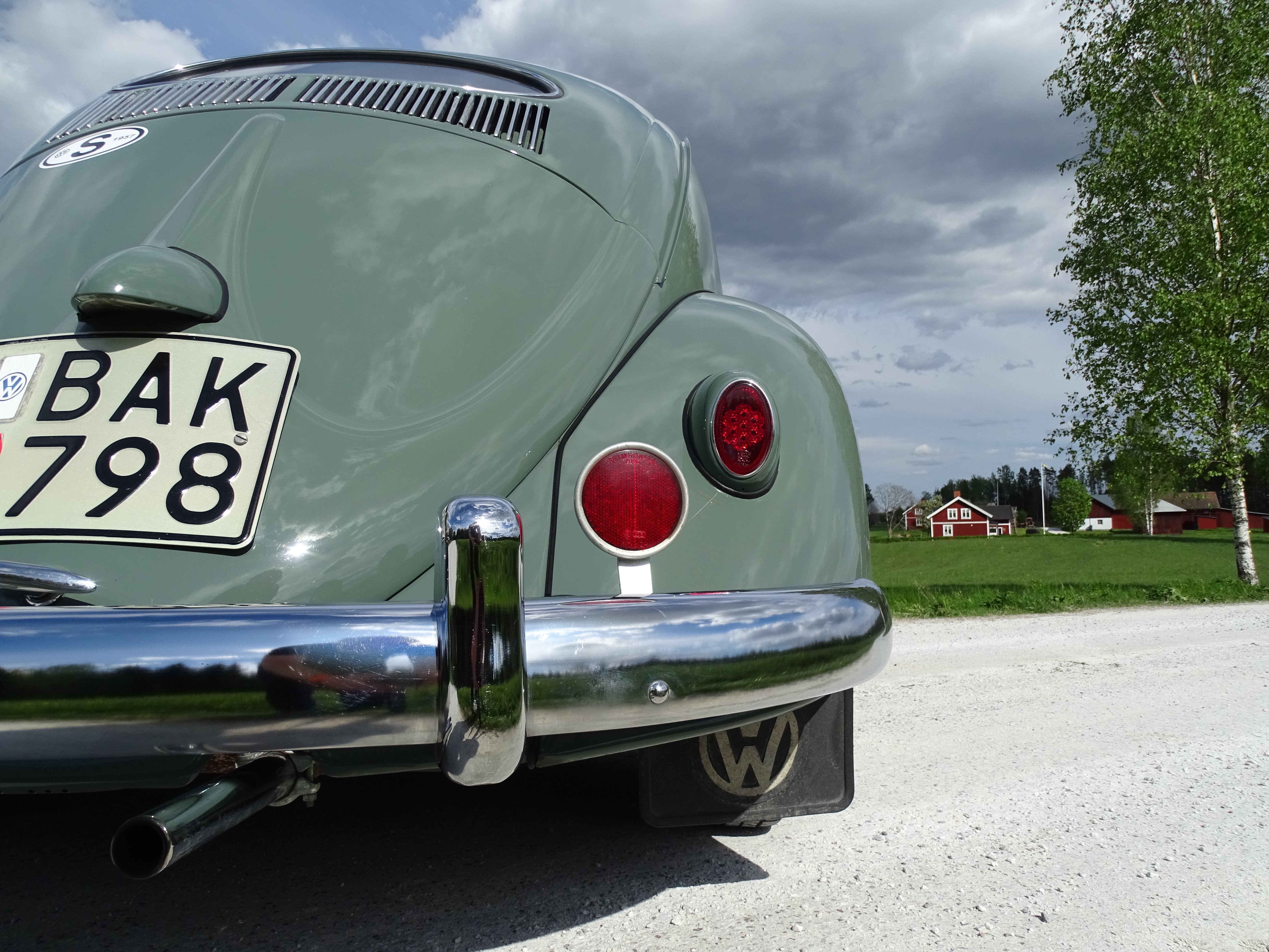 Vehicle Image 8