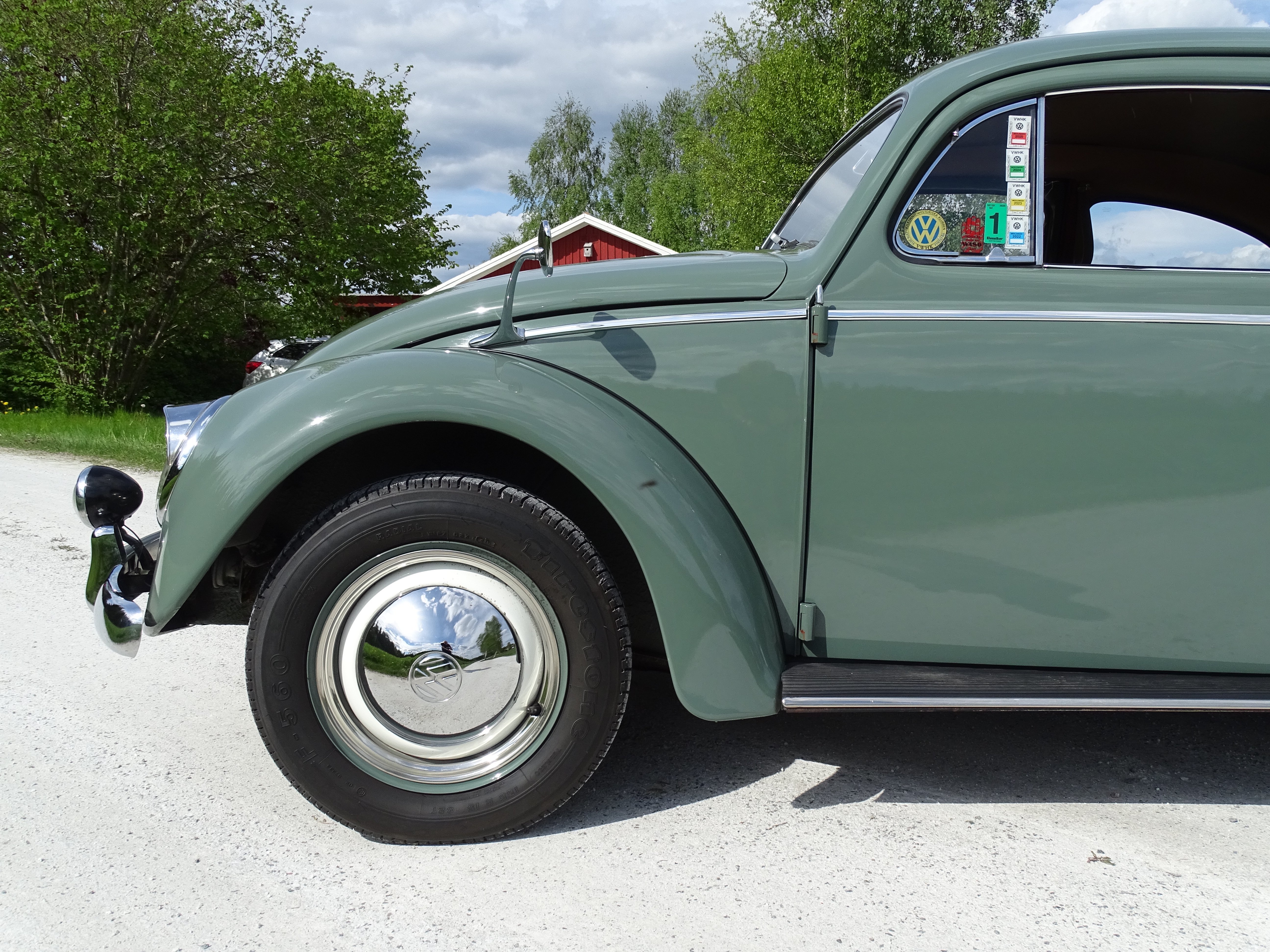 Vehicle Image 11