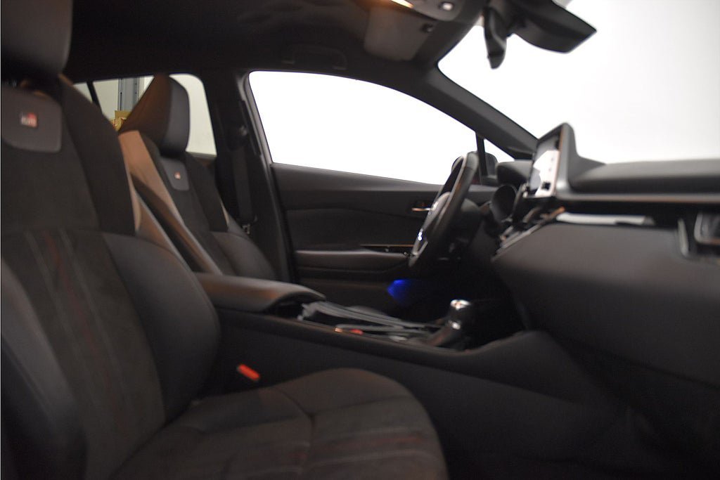 Vehicle Image 13