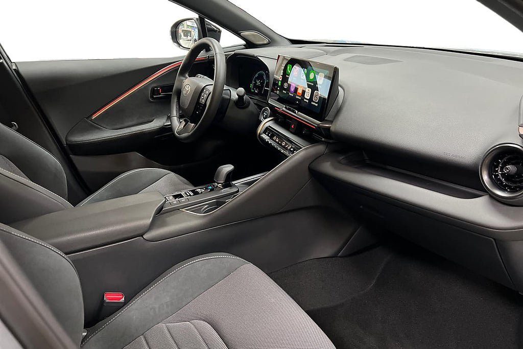 Vehicle Image 18