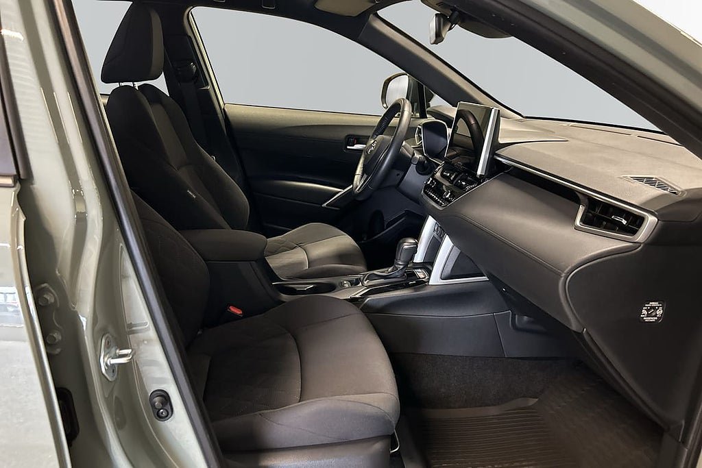 Vehicle Image 9