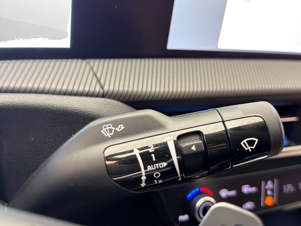 Vehicle Image 27