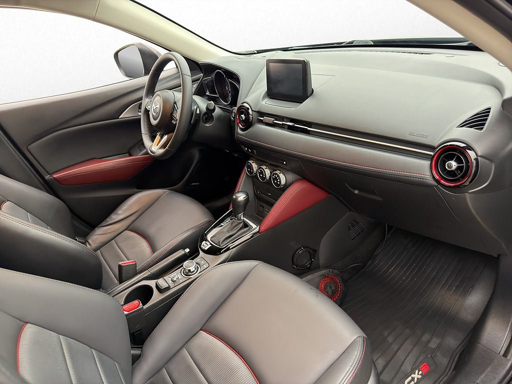 Vehicle Image 23