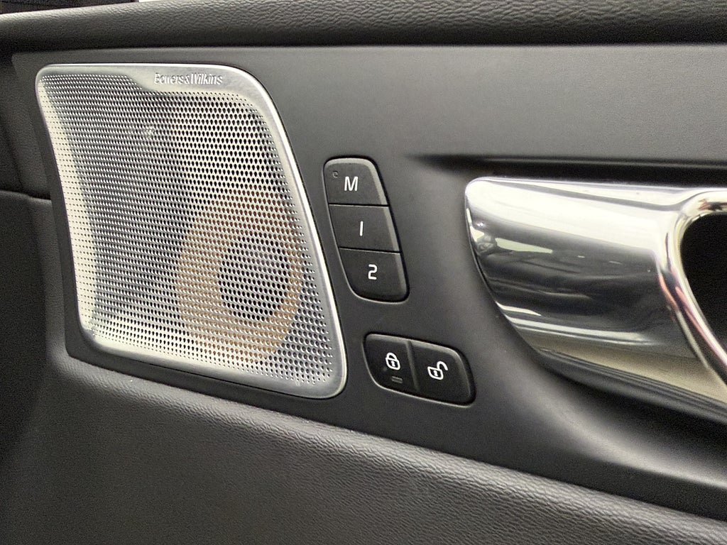 Vehicle Image 29