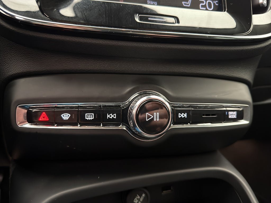 Vehicle Image 26